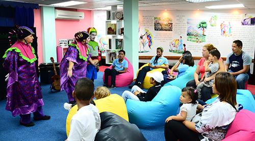 Tus niños disfrutarán de la lectura en la «Sala de Lectura Manuelita Sáenz»