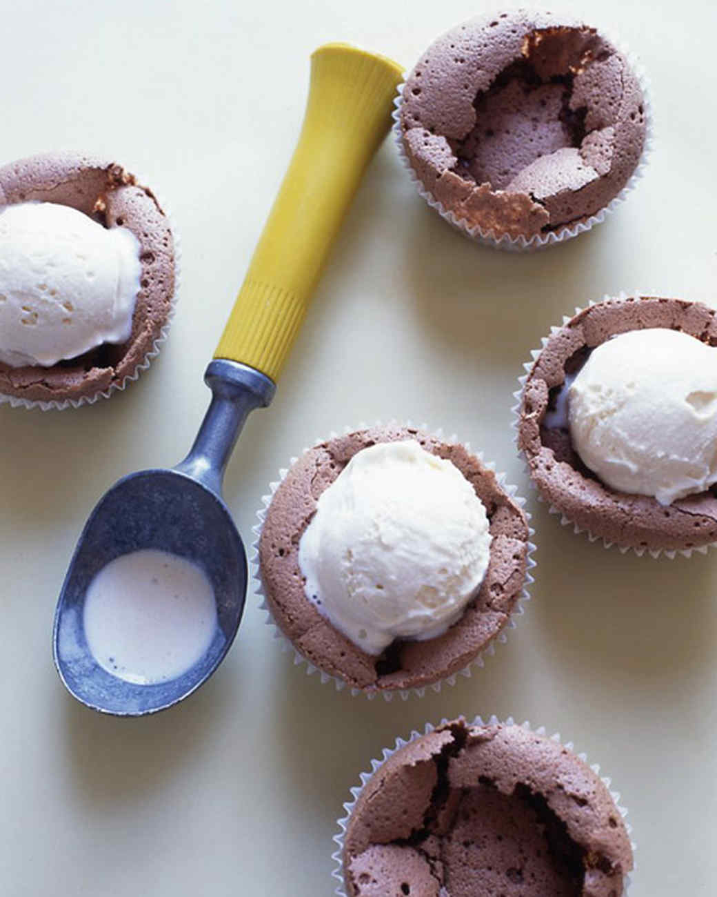 Haz estos cupcakes de chocolate libres de gluten